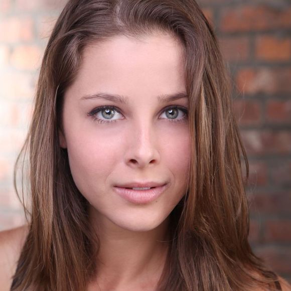 Meet your Posher, Constance - Picture 1 of 1